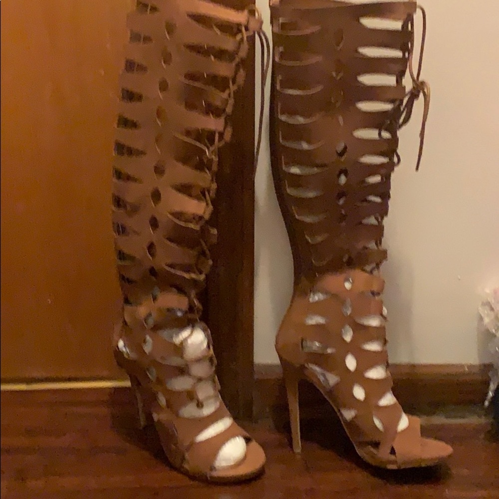 Women’s Lace up stylish boots